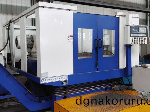 鉤尾框承載麵加工機(ji)牀